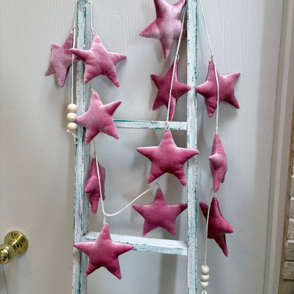 Mauve Velvet Star Garland